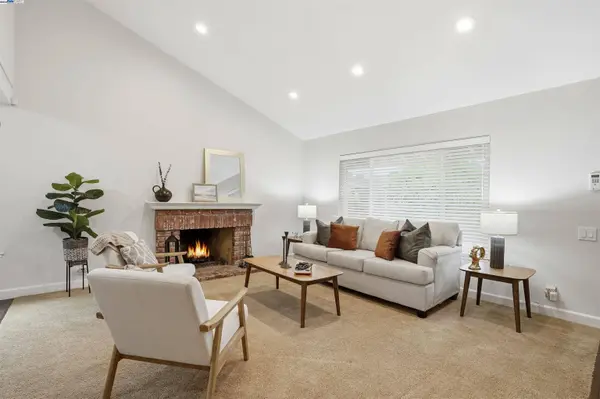 4490 Buckthorn Ct, Concord, CA 94521