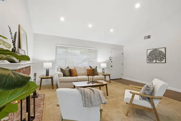 4490 Buckthorn Ct, Concord, CA 94521