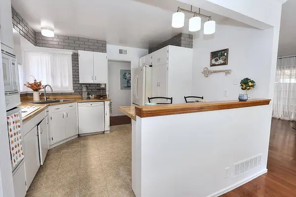 5200 Atlanta WAY, Sacramento, CA 95841