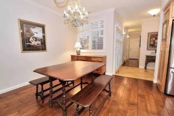 2742 Via Villaggio, Sacramento, CA 95864