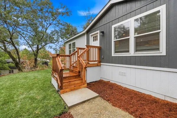 1947 Penny LN, Placerville, CA 95667