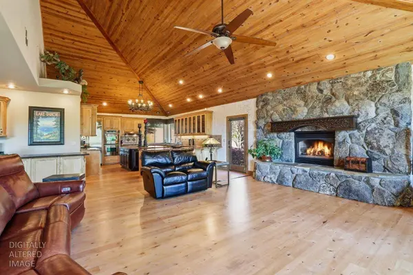4345 La Brosa PL, Foresthill, CA 95631