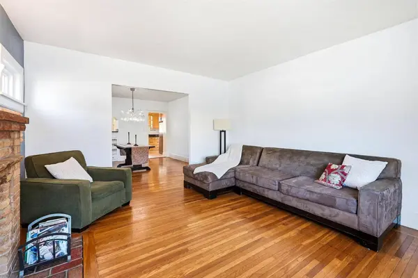 3170 Carly WAY, Sacramento, CA 95816