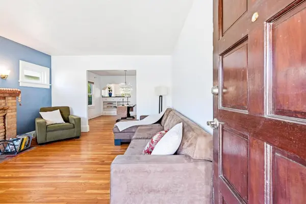 3170 Carly WAY, Sacramento, CA 95816