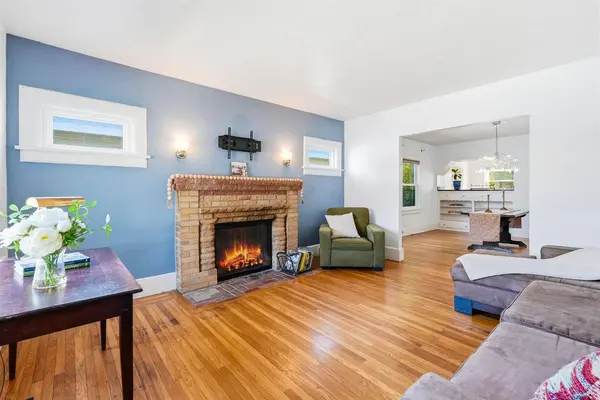 3170 Carly WAY, Sacramento, CA 95816