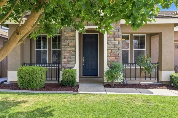 9962 Amulet PL, Sacramento, CA 95829
