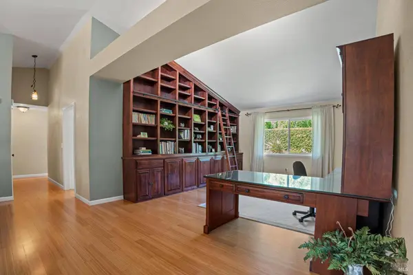 2236 Silver Fox CIR, Fairfield, CA 94534