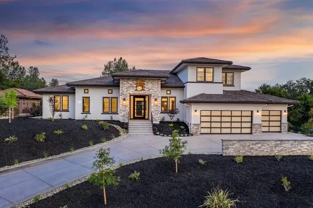940 Macthy Ct, Auburn, CA 95603-6079