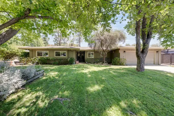 5765 Hoffman LN, Fair Oaks, CA 95628