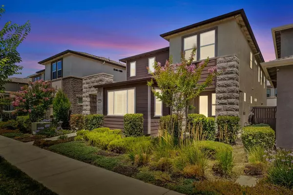 2981 Honey Opal AVE, Sacramento, CA 95833