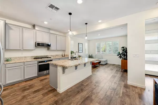 2981 Honey Opal AVE, Sacramento, CA 95833