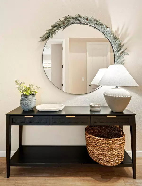 1462 Cedarbrook RD, West Sacramento, CA 95691