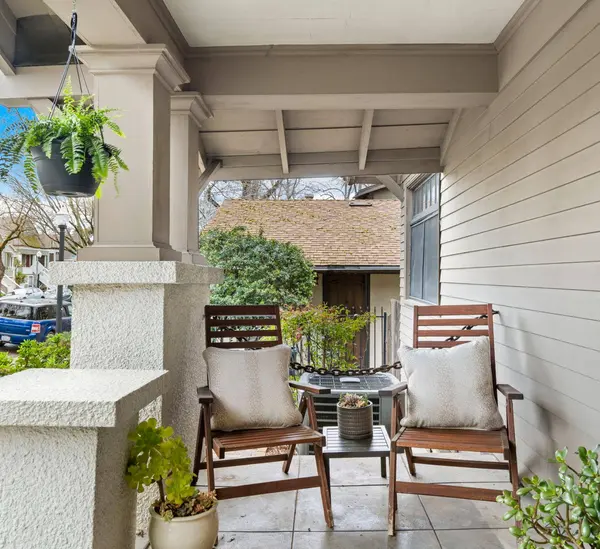 2727 H ST, Sacramento, CA 95816