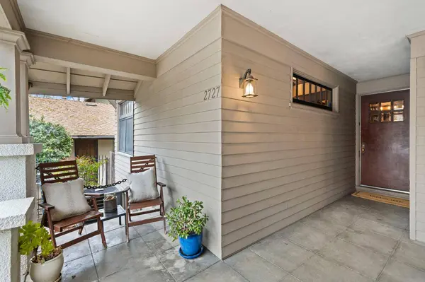 2727 H ST, Sacramento, CA 95816