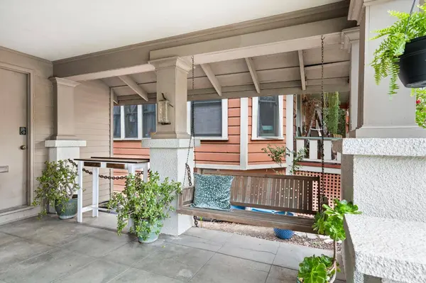 2727 H ST, Sacramento, CA 95816