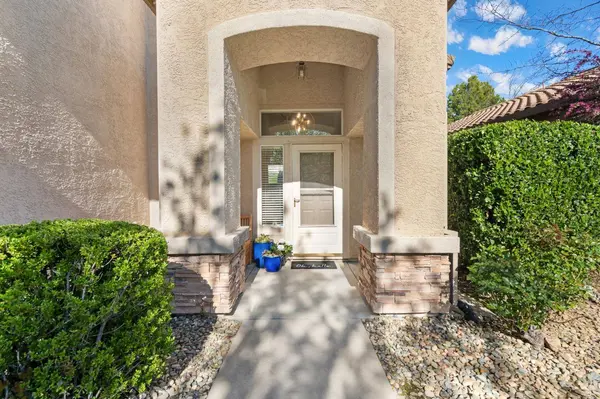 1384 Walden DR, Folsom, CA 95630