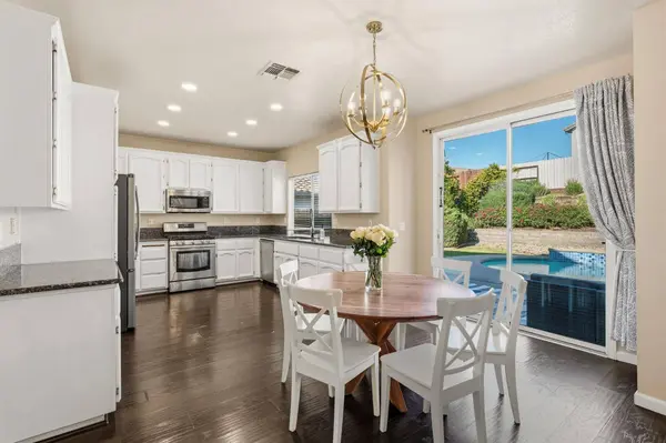 1384 Walden DR, Folsom, CA 95630