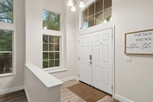 3220 Camelot DR, Rocklin, CA 95765