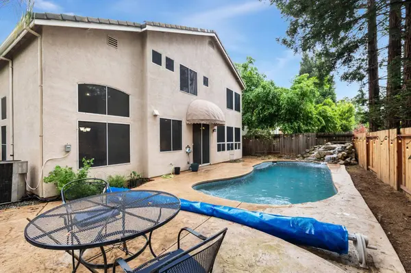 3220 Camelot DR, Rocklin, CA 95765