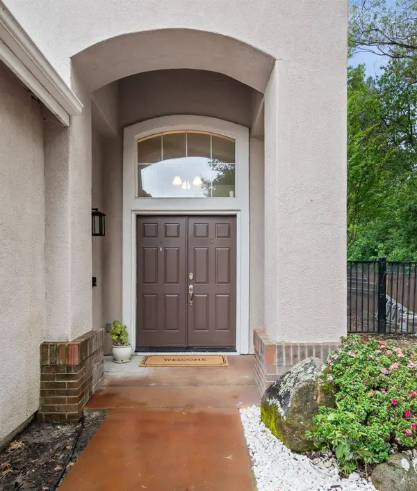 3220 Camelot DR, Rocklin, CA 95765