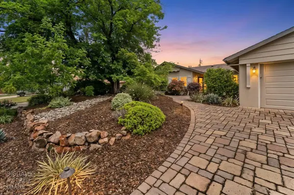 3648 Bausell ST, Sacramento, CA 95821