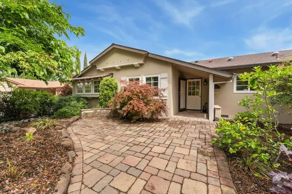 3648 Bausell ST, Sacramento, CA 95821