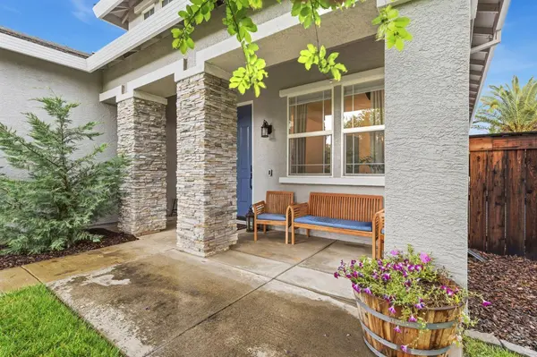 1341 Grove Creek WAY, Lincoln, CA 95648