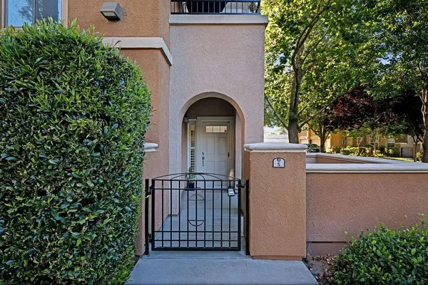 1259 Milano DR #5, West Sacramento, CA 95691