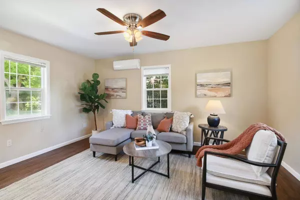 8970 Phoenix AVE, Fair Oaks, CA 95628