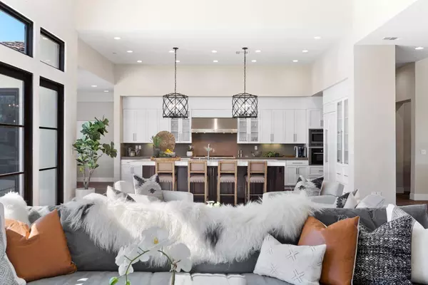 6306 Rutherford Canyon RD, Loomis, CA 95650