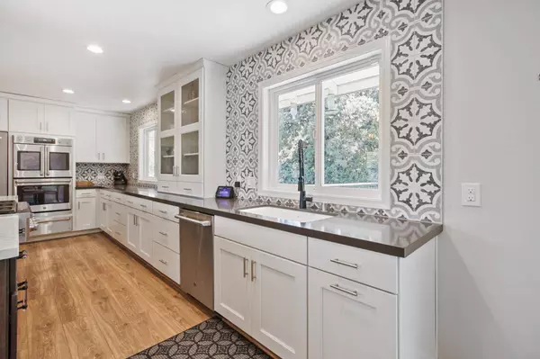 2703 King Richard DR, El Dorado Hills, CA 95762