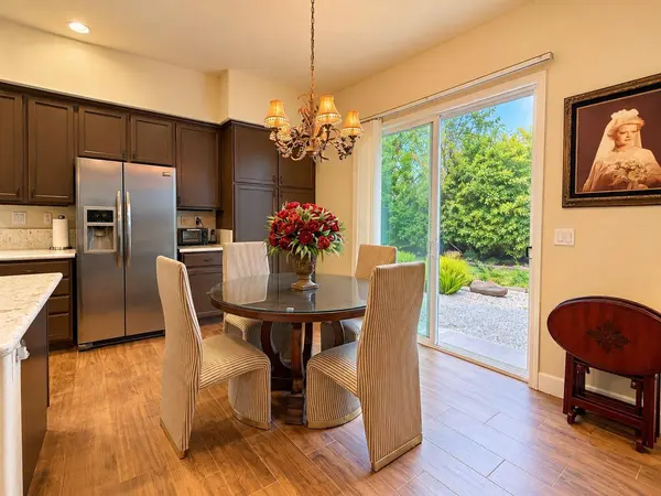 6613 Laurel Crest CIR, Roseville, CA 95678