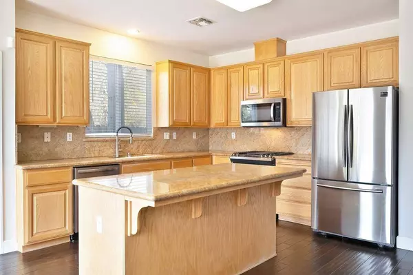 1725 Monte Vista CT, West Sacramento, CA 95691