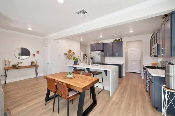 3122 Dove CT, West Sacramento, CA 95691