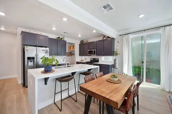 3122 Dove CT, West Sacramento, CA 95691