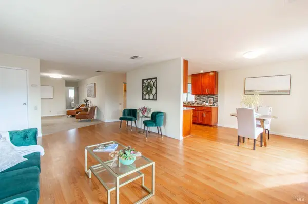 110 San Antonio WAY, Yountville, CA 94599