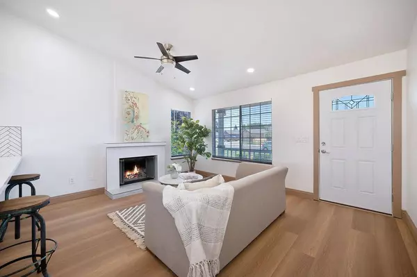 4170 Donald DR, Olivehurst, CA 95961