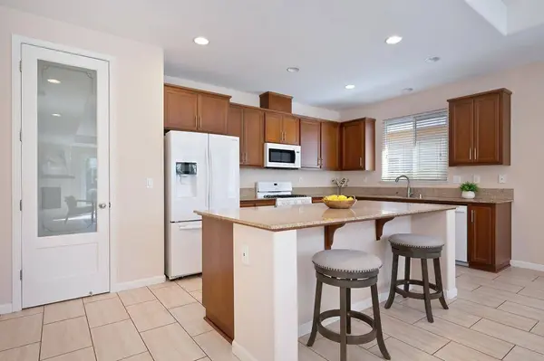 1681 Highland DR, West Sacramento, CA 95691