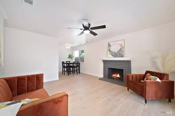 232 Riverdale AVE, Vacaville, CA 95687