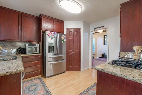 2972 Violet DR, West Sacramento, CA 95691