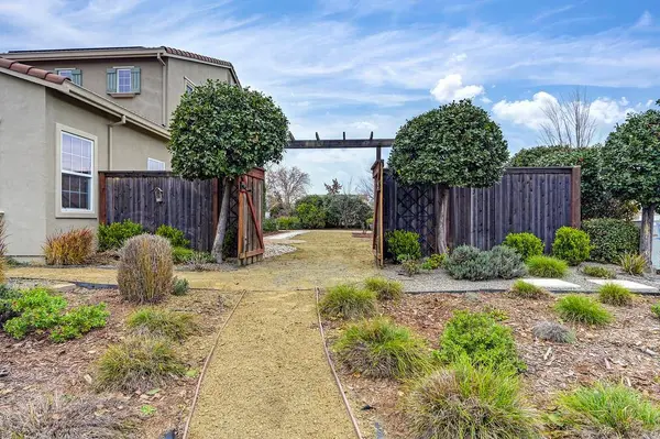 3558 Dorena PL, West Sacramento, CA 95691