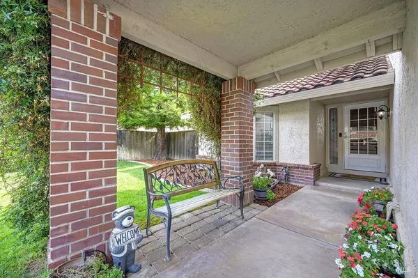 325 Kilgarvan CT, Vacaville, CA 95688