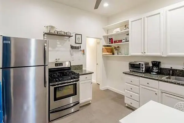 3640 3rd AVE, Sacramento, CA 95817