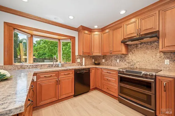 263 Brookdale DR, Vacaville, CA 95687