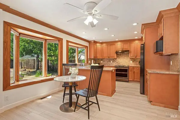 263 Brookdale DR, Vacaville, CA 95687