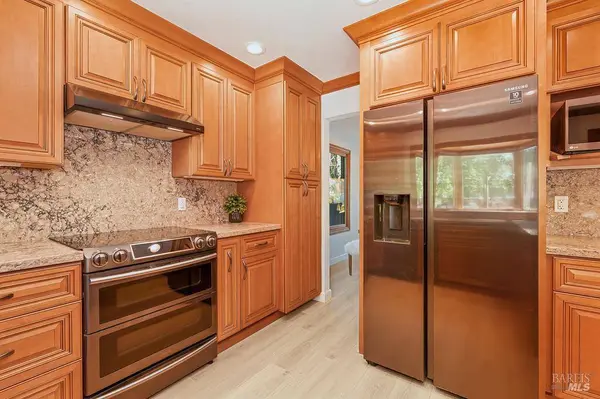 263 Brookdale DR, Vacaville, CA 95687