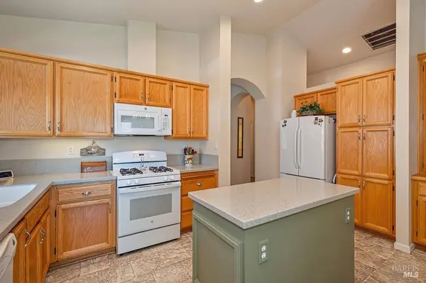 383 Mandarin CIR, Vacaville, CA 95687