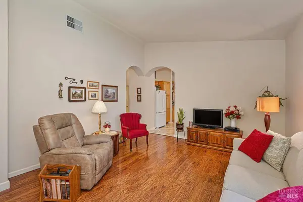 383 Mandarin CIR, Vacaville, CA 95687