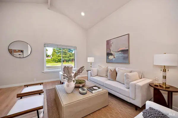 440 Edgewood DR, Vacaville, CA 95688