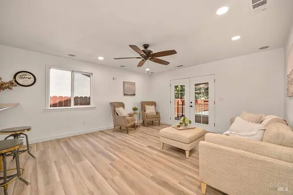 1151 Creekside DR, Vacaville, CA 95687